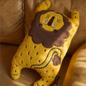 Almohada de león 60×30 